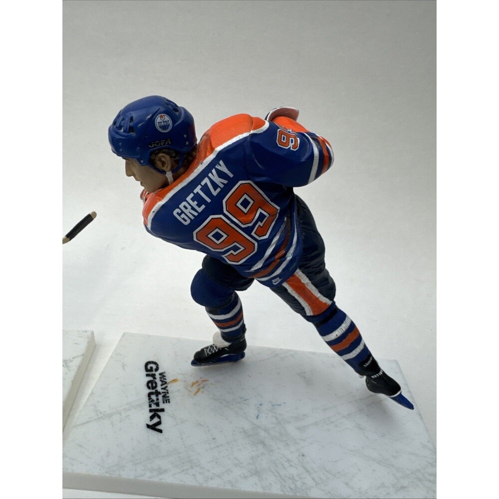 2004 NHL  McFarlane Legends Loose Bruins-Oilers  Phill Esposito & Wayne Gretzky - Picture 3 of 9